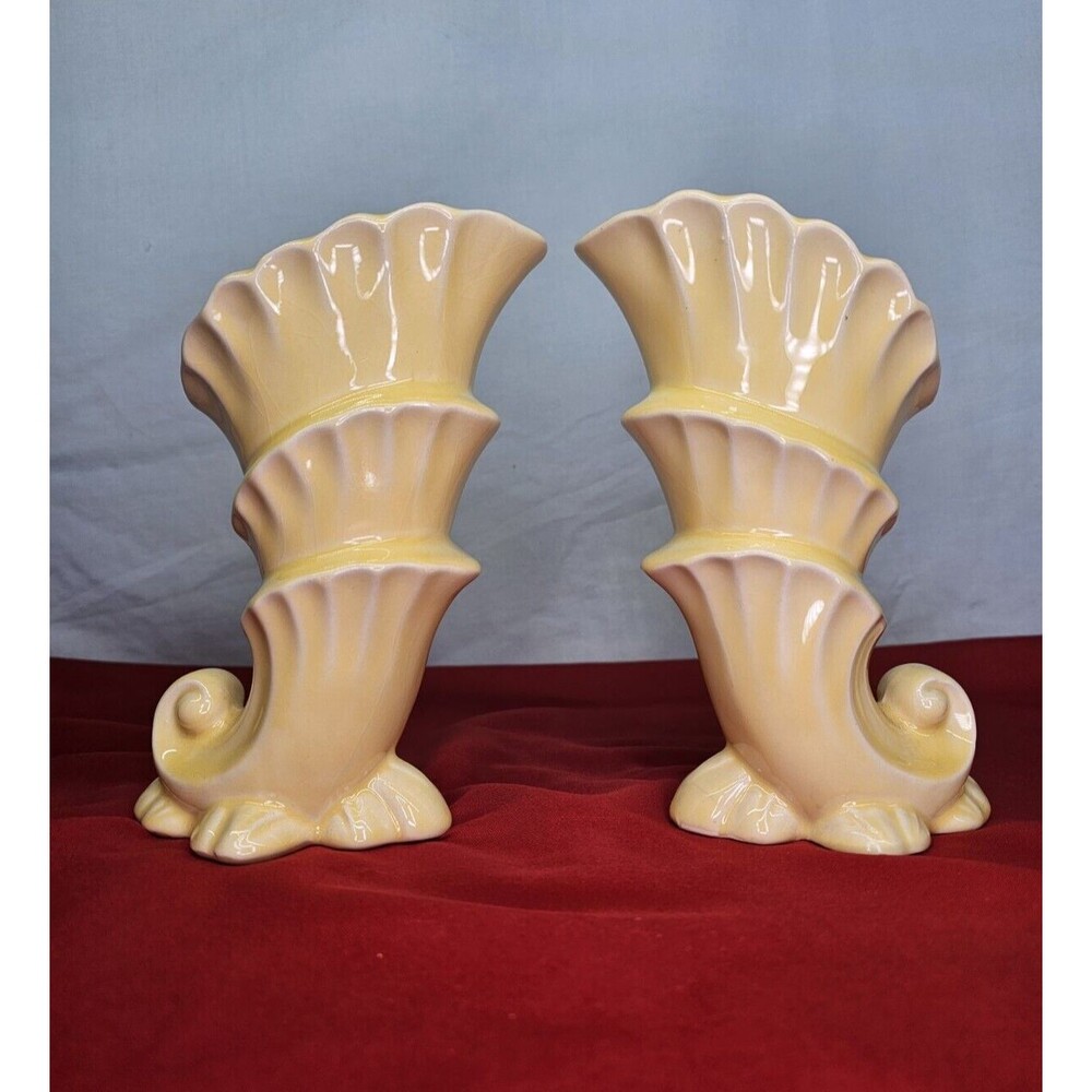Yellow Cornucopia Vase Set VTG Shell USA Cal American Art Pottery #675 Fluted